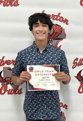 SHS students recognized at athletics awards banquet