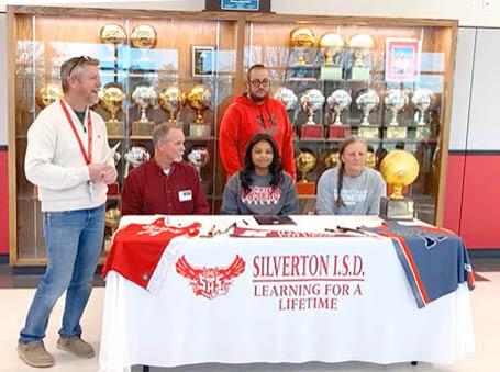LETTER OF INTENT Silverton student-ahtlete Sara Casner signed a letter of intent to play basketball for Coach Jina Douglas with Hastings College (Nebraska) last week. | COURTESY PHOTO