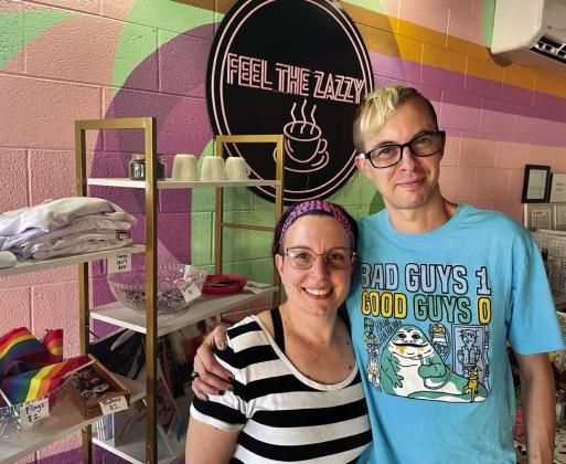 ZAZZY’S CAFÉ OWNERS Julie Tuttle and Dallas Anderson were featured on an episode of HGTV’s Home TownTakeoverwithadelightful renovation and rebranding of their business. establishment. | CAPROCK COURIER