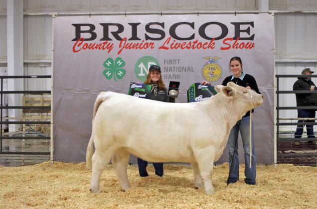 HEIFER GRAND CHAMPION TRINITY SCHLUETER