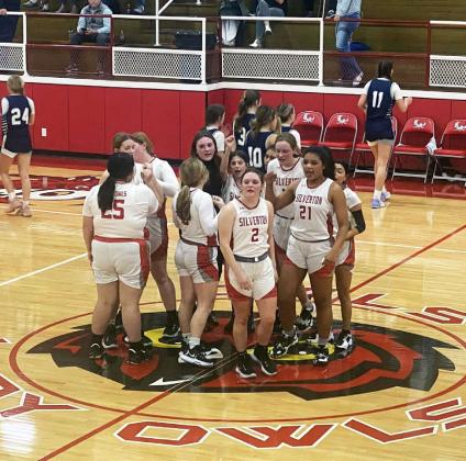 SILVERTON BASKETBALL Last week the Silverton Owls varsity basketball team defeated Texico 39-32, and the Lady Owls fell to Hale Center 46-32. | COURTESY PHOTOS