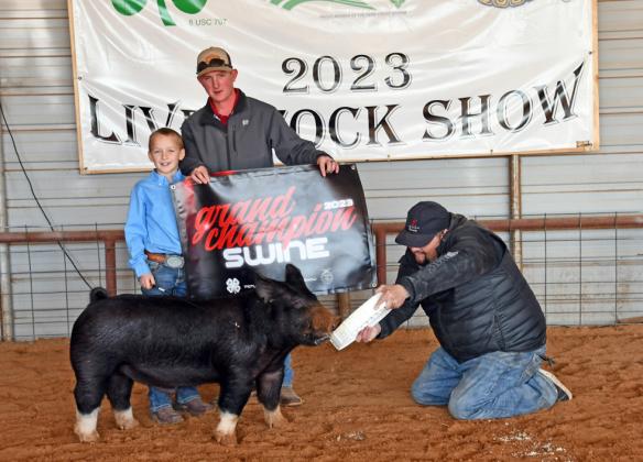 GRAND CHAMPION SWINE HAYGEN
