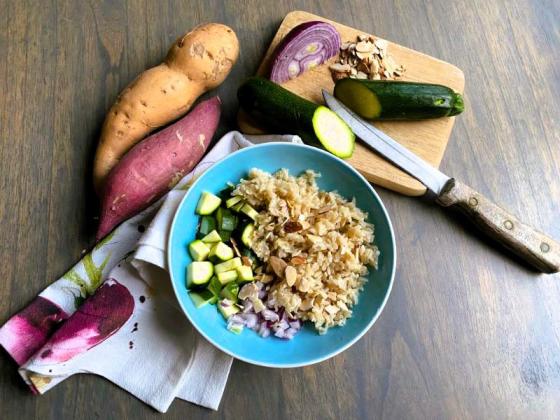 NICE RICE FOR TWO A strong focus on plant-based foods is a fantastic way to start a healthy news. | ANGELINA LaRUE PHOTO