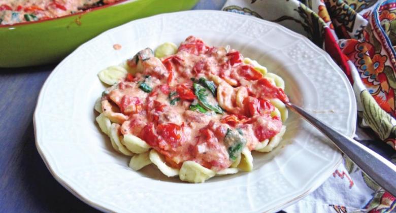 BAKED PASTA SAUCE is a twist on the newest Internet sensation. | ANGELINA LARUE