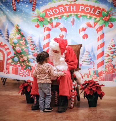 SPOTLIGHT ON QUITAQUE CHRISTMAS