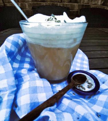 HOT OR COLD, let this London Fog roll in to your kitchen next time you get a hankering for a custom beverage. | ANGELINA LaRUE PHOTO