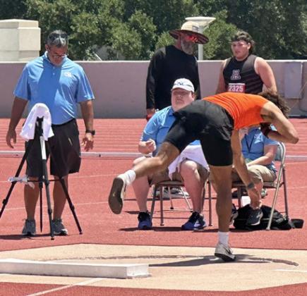 IN BOYS SHOT PUT