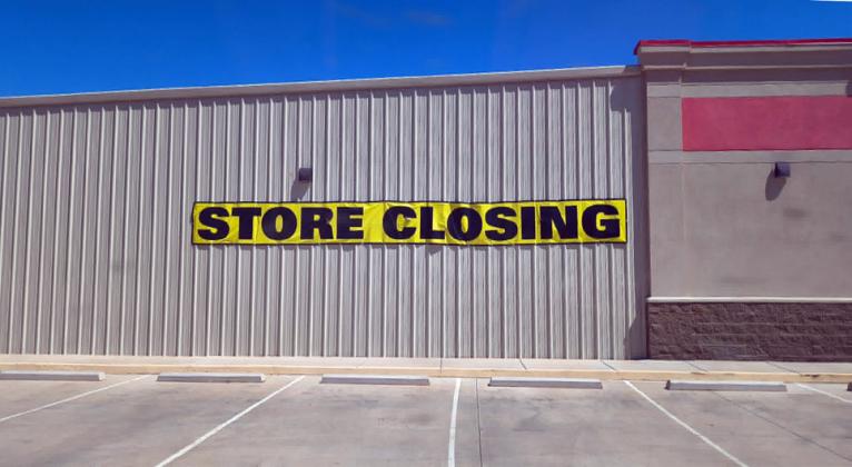 STORECLOSING Signs went up recently announcing closure of the Family Dollar location in Matador. | DEYANARA LANE