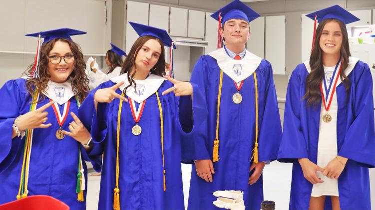 VALLEY GRADUATION