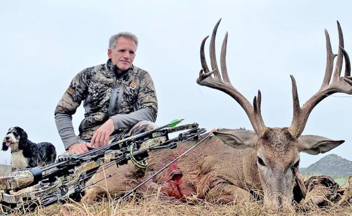WHIETAILANDBOWHUNTER The winner of Star Feed and Seed’s 2022–23 Big Buck Contest, OverallWhitetail Deer category as well as the bow division is Korey Kothmann. A Lubbock resident, he harvested his buck early December in King County,Texas.The buck had a left side main beam of 21.375 inches and a right side main beam of 21.875 inches. The 14-point deer had an inside spread of 17 inches and an overall score of 157 inches. Kothmann won $1,000 and a monogrammed jacket. | COURTESY PHOTO