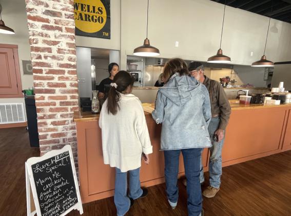 CROSSROADS CAFÉ is now open in downtown Paducah. | CAPROCK COURIER
