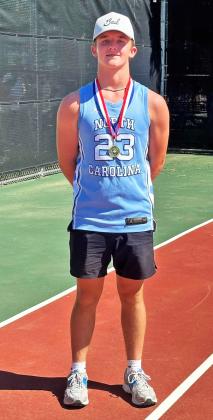 Valley tennis serves up a trip to Regionals