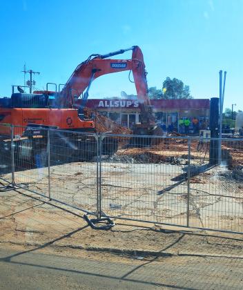 PAIN IN THE LANE for gas at Allsup’s in Turkey is only temporary during construction—long-term benefits should outweigh the inconvenience! | DEYANARA LANE PHOTO