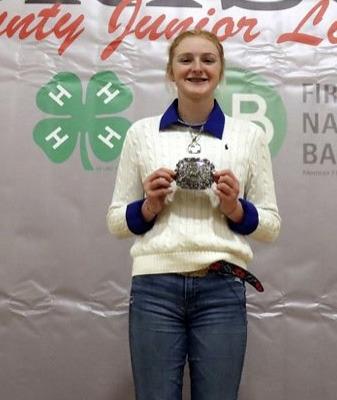 SENIOR SHOWMANSHIP, SWINE ALLIE PIGG