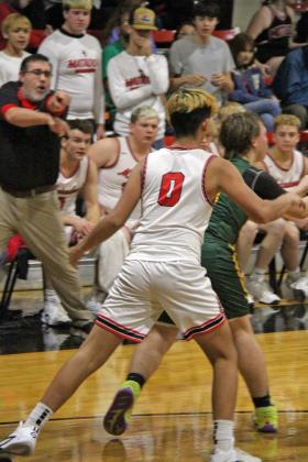MOTLEY BOYS WIN