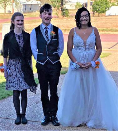 SPOTLIGHT ON PADUCAH AND GUTHRIE PROMS