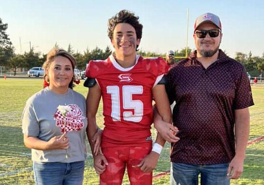 SPOTLIGHT ON SILVERTON PARENTS’ NIGHT AT FOOTBALL GAME