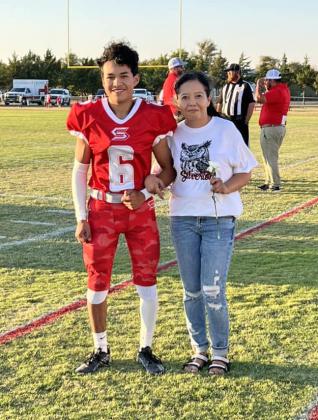 SPOTLIGHT ON SILVERTON PARENTS’ NIGHT AT FOOTBALL GAME