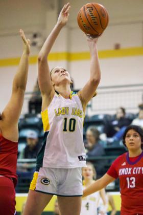 MADI ADAMS UP STRONG against the Knox City Lady Grehounds during the Roddy Shipman Classic basketball tournament in Guthrie last weekend. | SHERI BATY