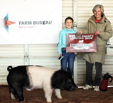 RESERVE GRAND CHAMPION PIG MARLI OSBORN