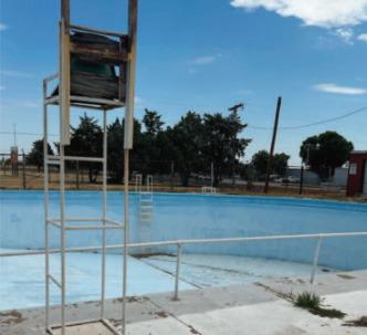 POOL’S PAST Paducah had to shut its municipal swimming pool down in 2019 when a leak appeared to indicate voids beneath the concrete. A fund-raising campaign for a new pool began in 2021. | COURTESY PHOTOS