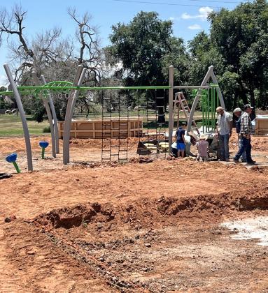 Playground installation in full ‘swing’ at the Turkey City Park
