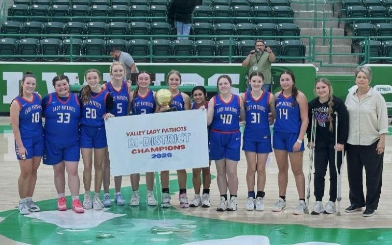 BI-DISTRICT CHAMPS