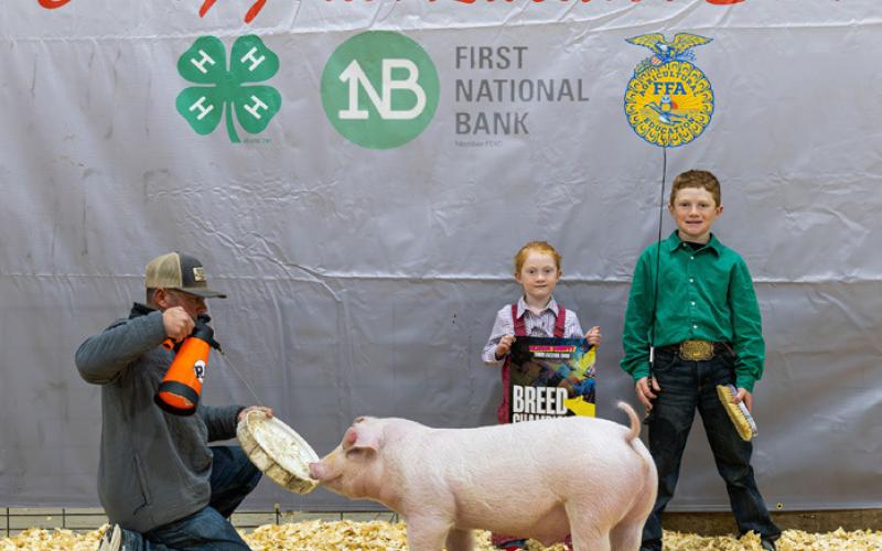 BREED CHAMPION KREESE BURSON DARK CROSS RESERVE BREED CHAMPION JEREMIAH IVORY