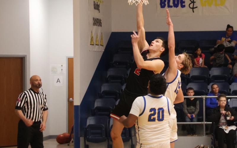 Motley boys defeat Spur