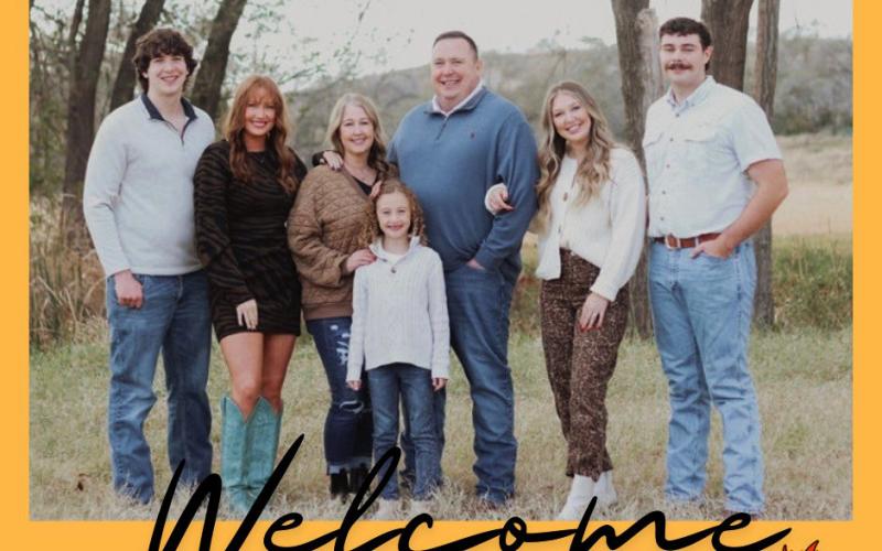 CROSSVIEW FAMILY New executive director of the CrossView Christian Camp Corey Savage (center) and wife, Cindy, are pictured with childrenJaxon, Braxton, Madison, Ryleigh and Everly Jo. | COURTESY PHOTO