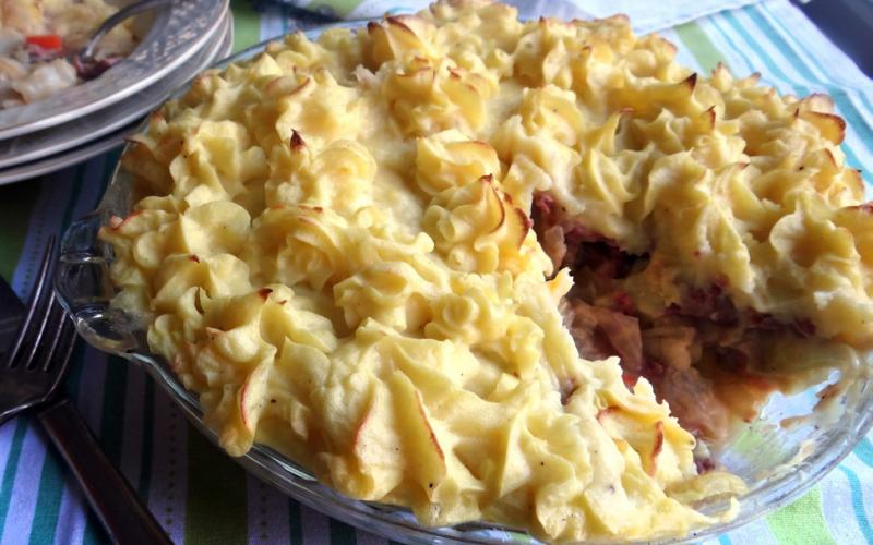 FOR ST. PAT’S Enjoy this Shepherd’s Pie recipe just in time for St. Patrick’s Day. | ANGELINA LA RUE PHOTO