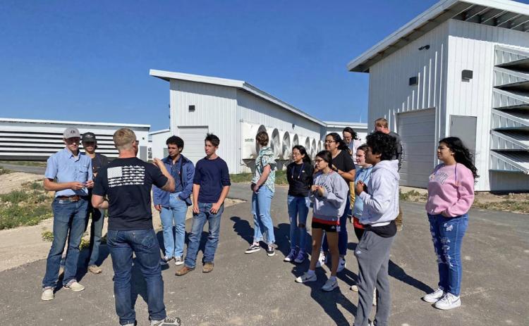 SILVER(TON) MINING Silverton High seniors toured Soluna’s Project Dorothy cryptocurrency mining operation south of Silverton last week and learned about Bitcoin and digital mining operations. | COURTESY PHOTOS