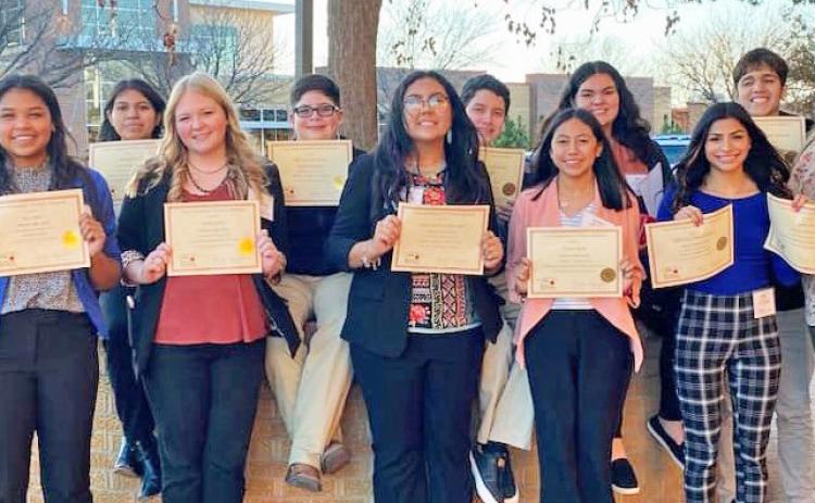 TAFE STATE QUALIFIERS: Silverton will be sending a number of students to theTexas Association of FutureTeachers state competition. Left to right: Makayla Perkins,VictoriaTurner, Sara Casner, Natalia DeLeon, Emily Gamble, BenTrevino,Vanessa Beltran, Liam Hernandez, Savana Segura, April Fernandez, Kallie Gore, Deaglan Hernandez, Riley Gore, Brian Hernandez. Anevay Martinez. | COURTESY PHOTO