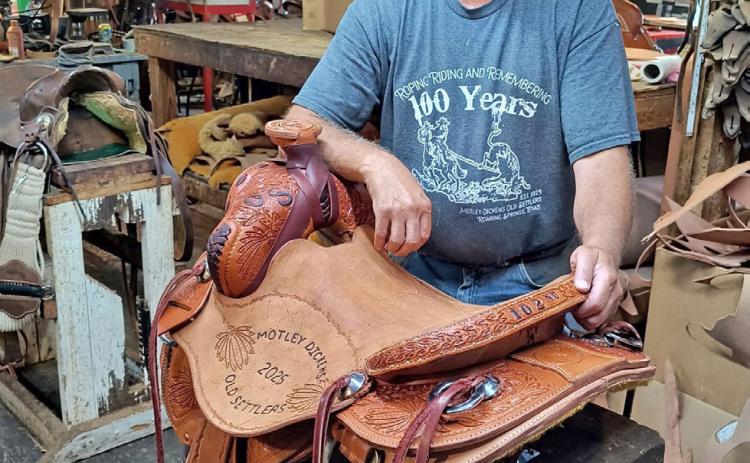 TOP HAND SADDLE