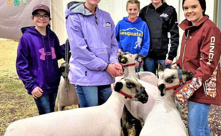 BRISCOE STOCK SHOW Celebrate the hard work and expertise of area youth with a behind the scenes photo gallery on page 10. Next week, The Caprock Courier will feature a special Winners’Circle showcase pages of area stock shows for January. | COURTESY PHOTO