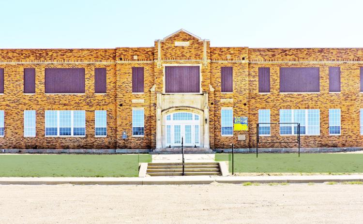 THEOLDTURKEYHIGHSCHOOL— now the Bob Wills Center— Is headquarters for concerts, concessions, dances and gift items. On the same block is the Turkey city hall building and clinic, which also houses the Bob Wills Museum. | HANABA MUNN WELCH