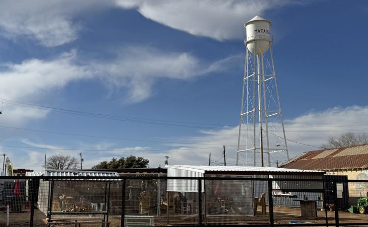 HOWDOESYOURGARDENGROW? With the addition of an on-site restaurant to Chelle’s Garden in Matador. | CAPROCK COURIER
