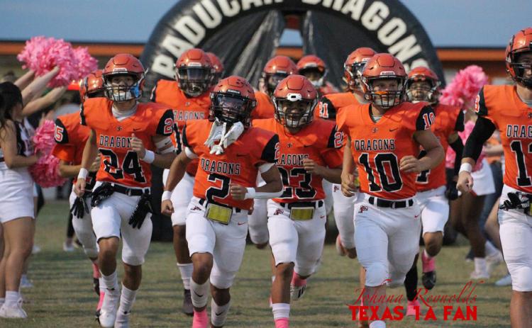 PADUCAH #!0 Depsite the loss to #1 Benjamin, the Paducah Dragons remained the Top 10 in Six Man, Division 2 this week. They are ranked #10. | TEXAS 1A FAN PHOTO
