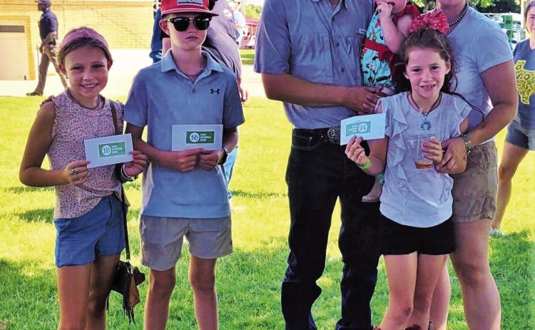 BRISCOE PARADEWINNERS For the Briscoe Celebration parade on Saturday, the parade favorite went to the Briscoe County 4-H and their honor was accepted by Maisie Foreman. Other honorees were Brown McMurtry and their award was presented to Jake Mullins and StokesHaySalesandtheirawardwaspresentedtoColtonStokesand his family. | COURTESY PHOTO