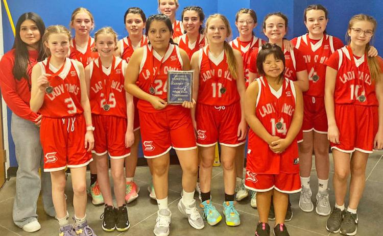 TOURNEY HONORS The Silverton junior high girls won runner-up at the White Deer basketball tournament last week. | COURTESY PHOTO
