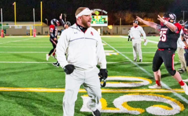 Motley Co. wins quarterfinal 60–8 in one half