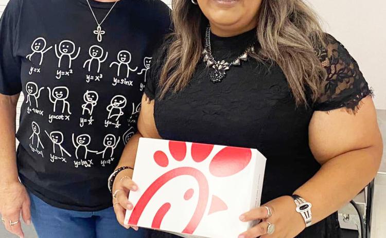 FACULTY FUEL Happy State Bank provided a meal to Silverton ISD faculty and staff last week, as their development training got under way for the new school year. | COURTESY PHOTO