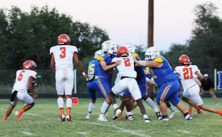 DRAGONS ROUT DOGS Paducah’s varsity football squad took on Spur last Friday night for a decisive win. | SPUR ISD PHOTOS