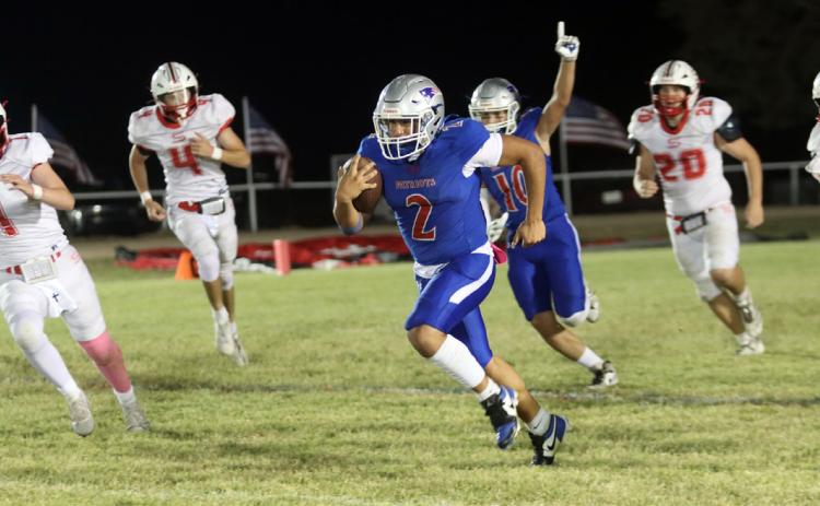 Battle of Briscoe County: Patriots top Owls for 46 wins in a row
