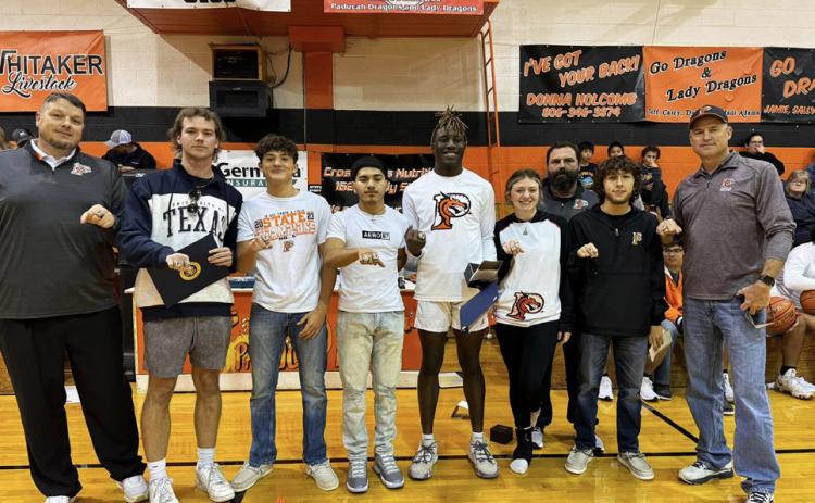 CHAMPIONSHIP RINGS The Paducah 2023 Track and Field state champions received their rings last week in a special awards ceremony at the school. | COURTESY PHOTO