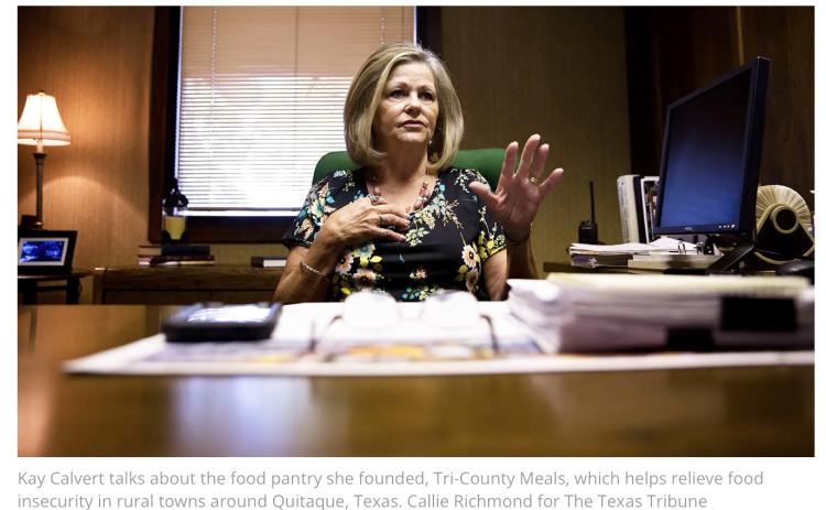 NEIGHBOR HELPING NEIGHBOR Kay Calvert of Quitaque’s Tri-County Meals (shown here in a Texas Tribune photo from 2017) has been rallying community volunteers to help distribute food from the High Plains Food Bank for years. | CALLIE RICHMOND FOR THE TEXAS TRIBUNE