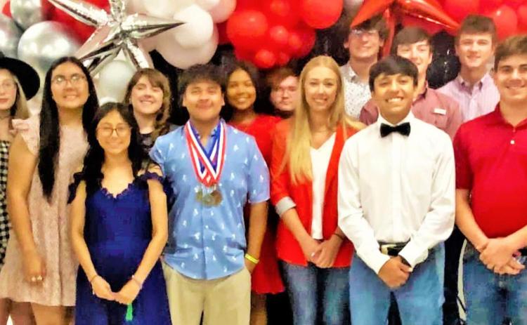 Silverton ends year with honors banquets