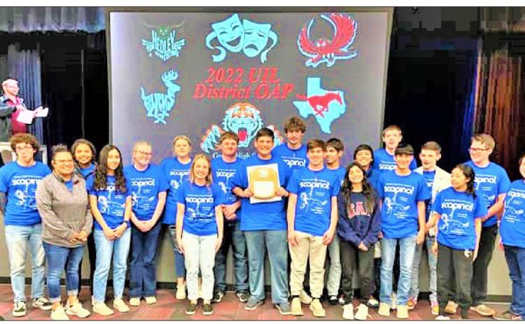 ONE ACT HONORS Silverton’s Kooper Cox was honored as Best Performer in the District One Play competition last Thursday. Donny Edward and Dylan Schrowang were recognized as members of All Star Cast. Deaglan Jernandez received Honorable Mention All Star Cast. | COURTESY PHOTO