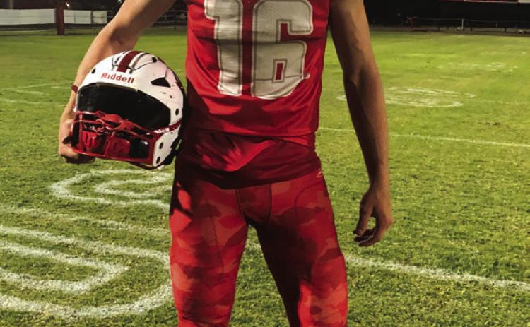 TEXAS 1A FAN HONORS Senior Sawyer Francis of Silverton was picked as Silverton’s Sticker Player of the Week last week in the Owls’74–61 victory over Petersburg. | TEXAS 1A FAN