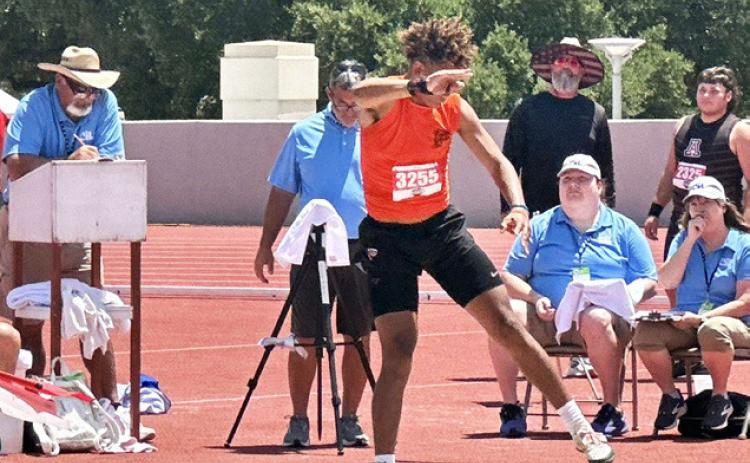 IN BOYS SHOT PUT